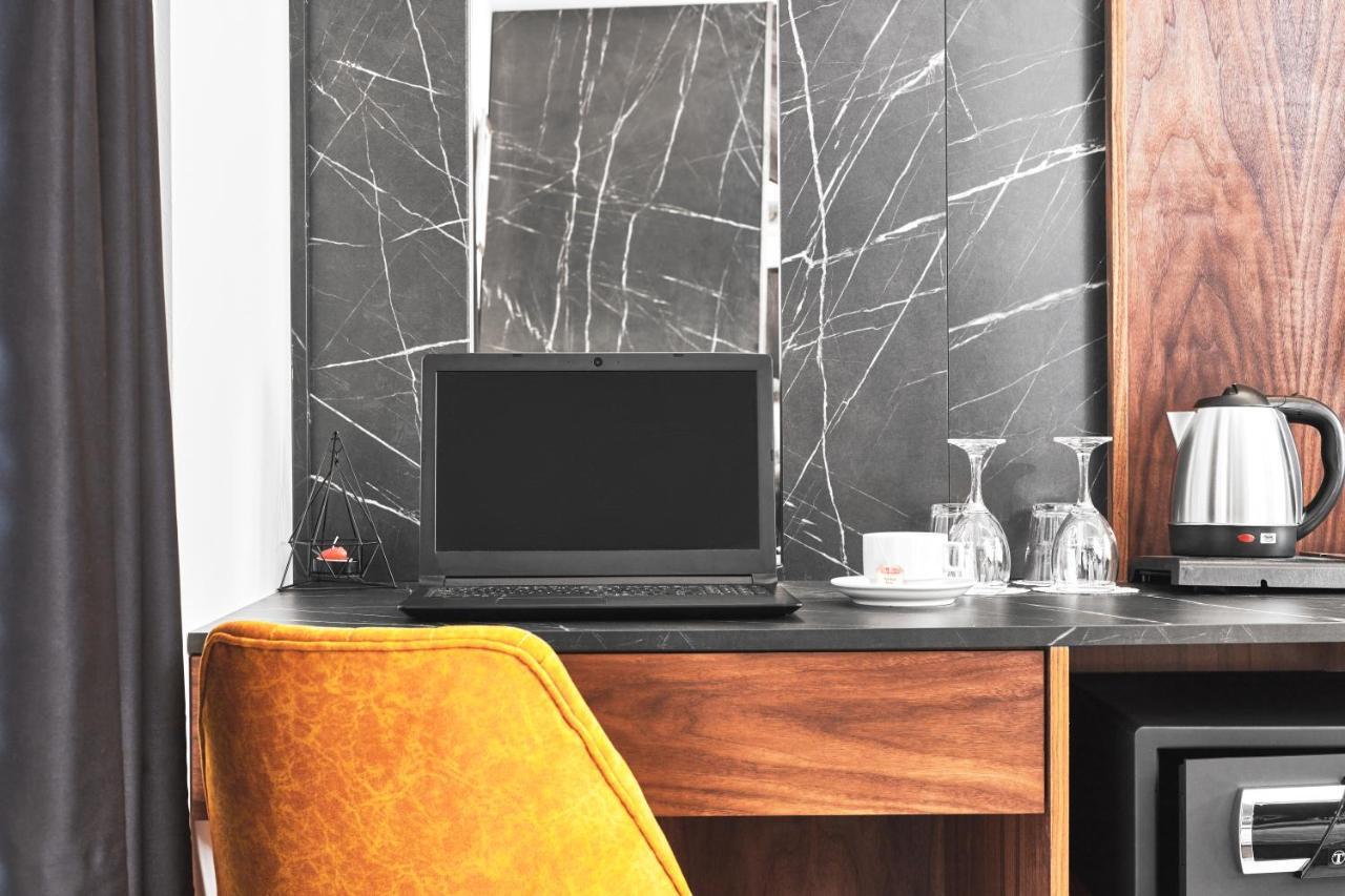 Mim Apartments Skopje Ngoại thất bức ảnh