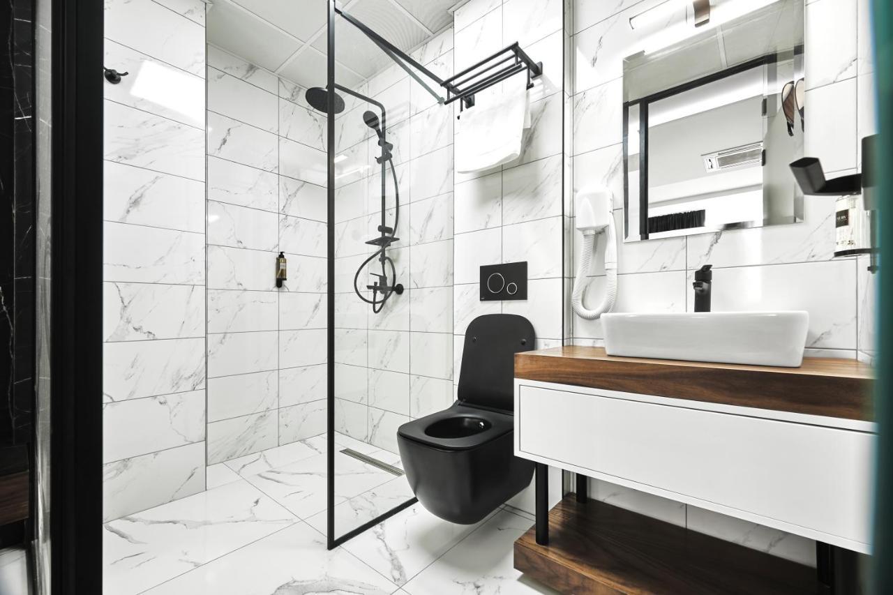 Mim Apartments Skopje Ngoại thất bức ảnh
