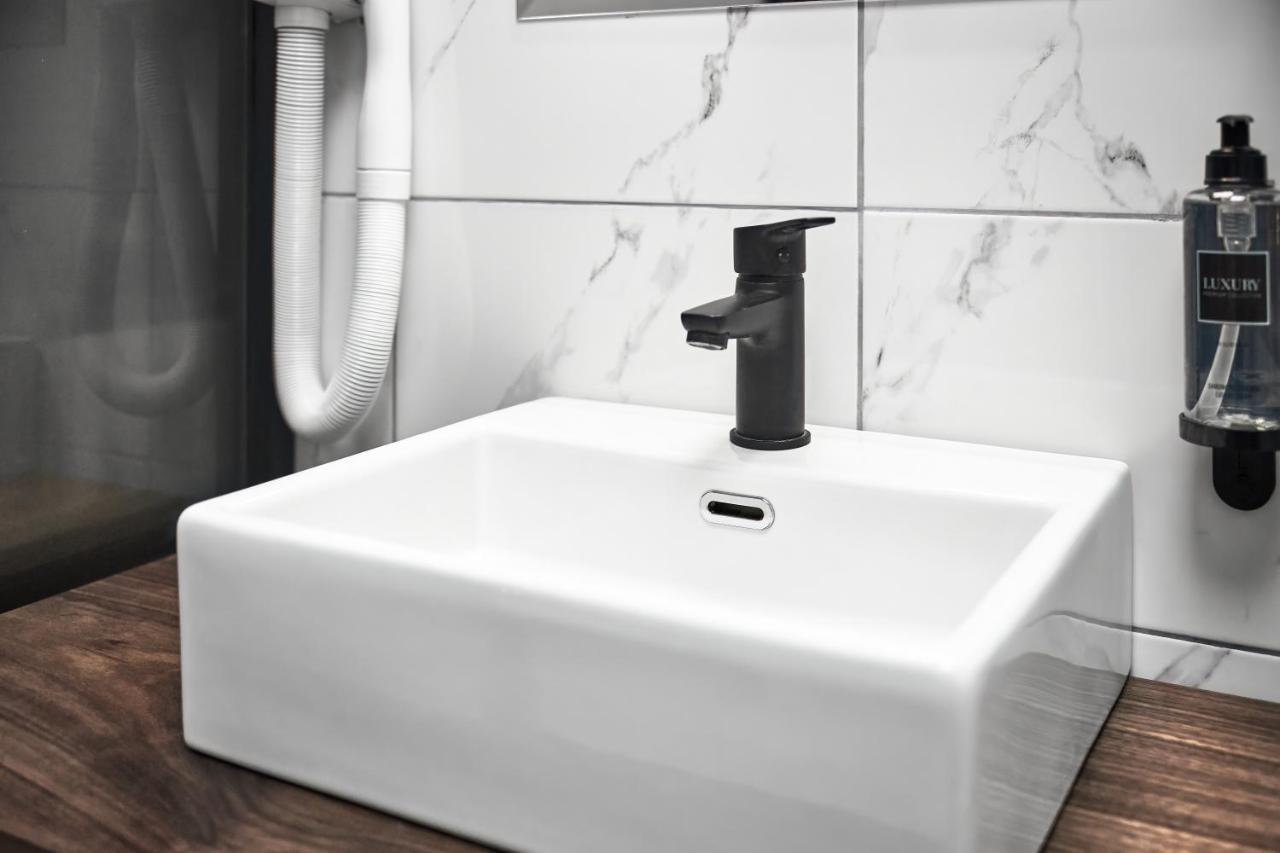 Mim Apartments Skopje Ngoại thất bức ảnh