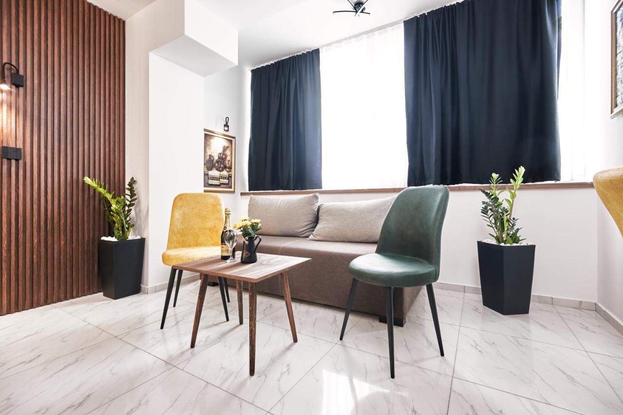 Mim Apartments Skopje Ngoại thất bức ảnh