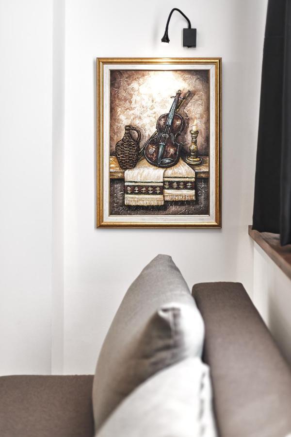 Mim Apartments Skopje Ngoại thất bức ảnh
